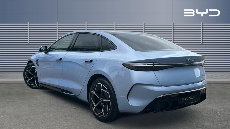 BYD Seal 230kW Design 83kWh 4dr Auto Electric Saloon